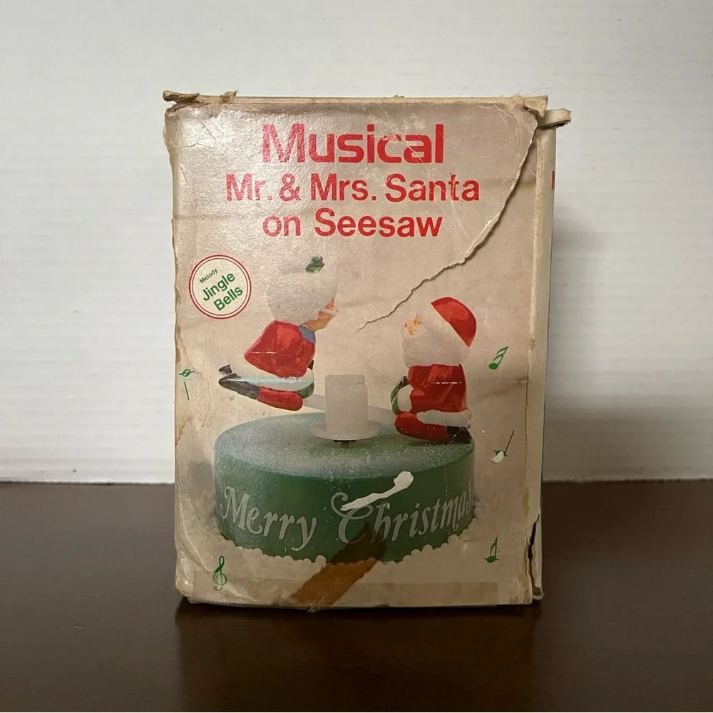 1981 Vintage Christmas Yuletide Santa Plastic Teeter Totter Wind Up Music Box